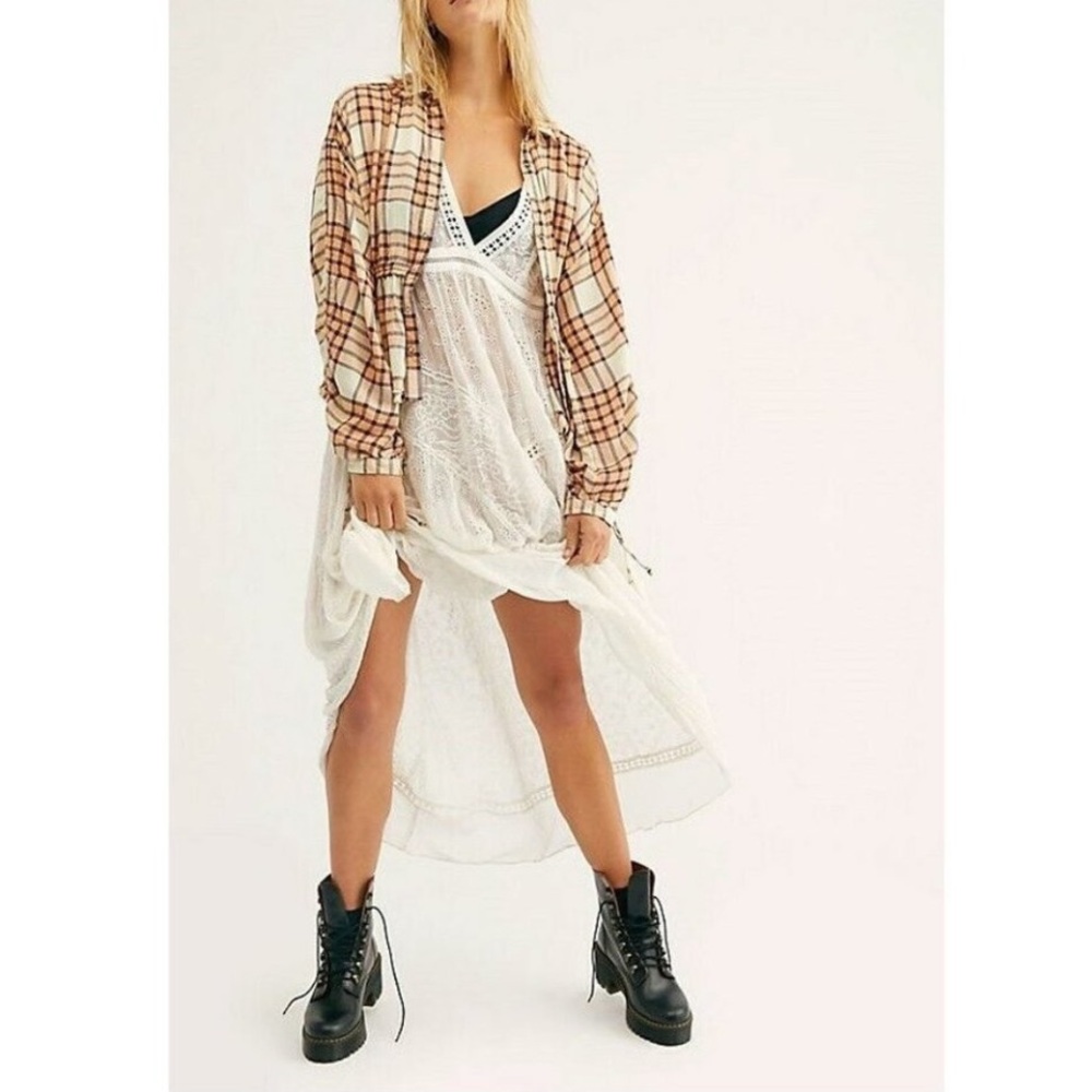 Free People /We The Free Pacific Dawn Plaid Snap Closure  Peach Tree Combo XS